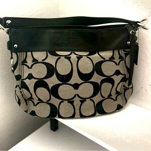 ❤️SOLD❤️Coach shoulder bag